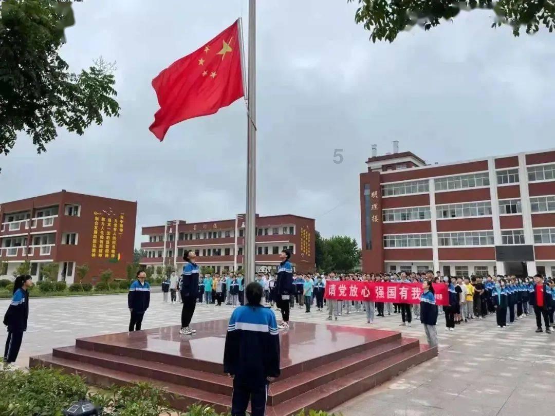 生活中，你认为怎么可以日久生情？游戏画面